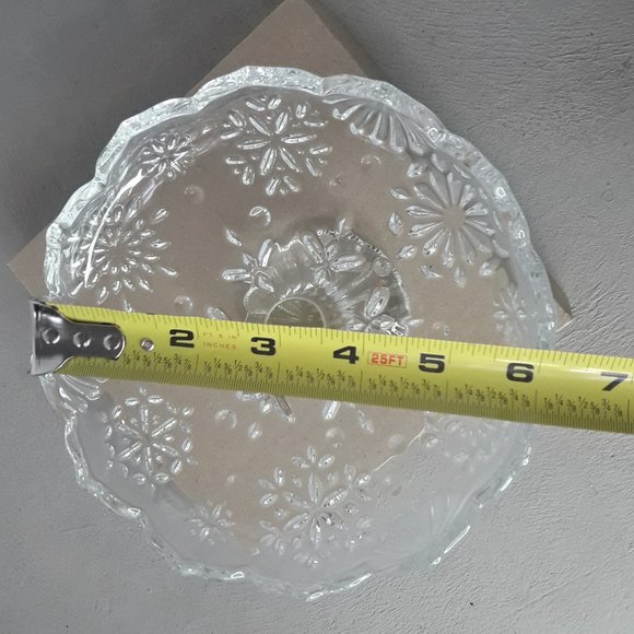 Glass Pedestal Mikasa Crystal Footed Cake Plate - Picture 4 of 12